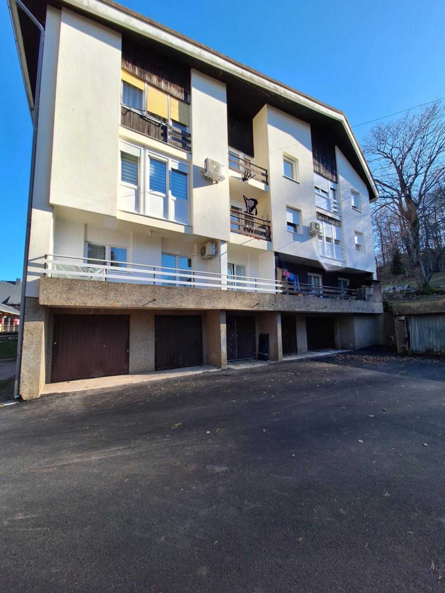 Apartment Yoya พลิตวิชกา เยเซรา ภายนอก รูปภาพ