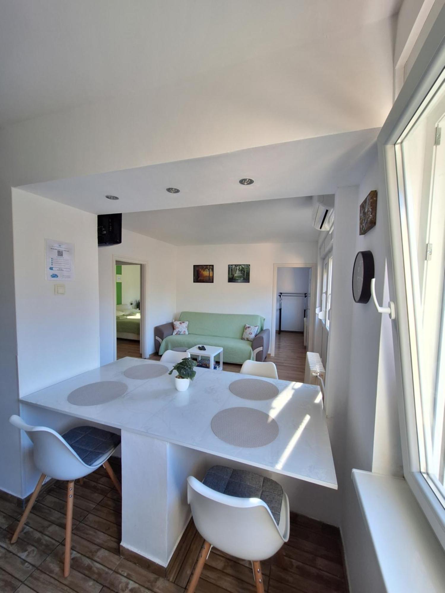 Apartment Yoya พลิตวิชกา เยเซรา ภายนอก รูปภาพ